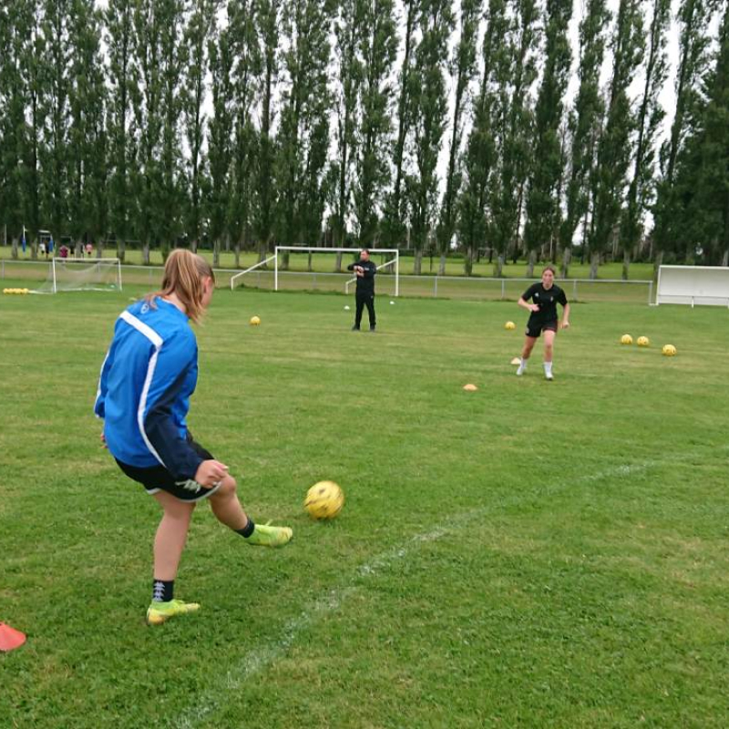 Fc Quimperle Cub De Football Quimperle Reprise De La Saison Pour Le Groupe U18seniors Feminines 1 1