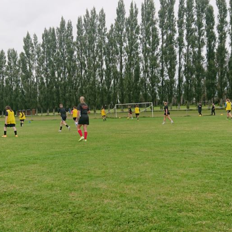 Fc Quimperle Cub De Football Quimperle Reprise De La Saison Pour Le Groupe U18seniors Feminines 6 1